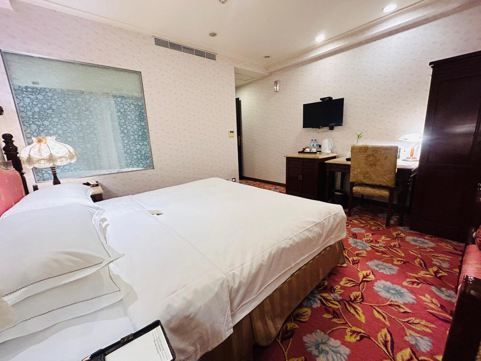 Royal Seasons Hotel Taipei ‧ Nanjing W. Экстерьер фото