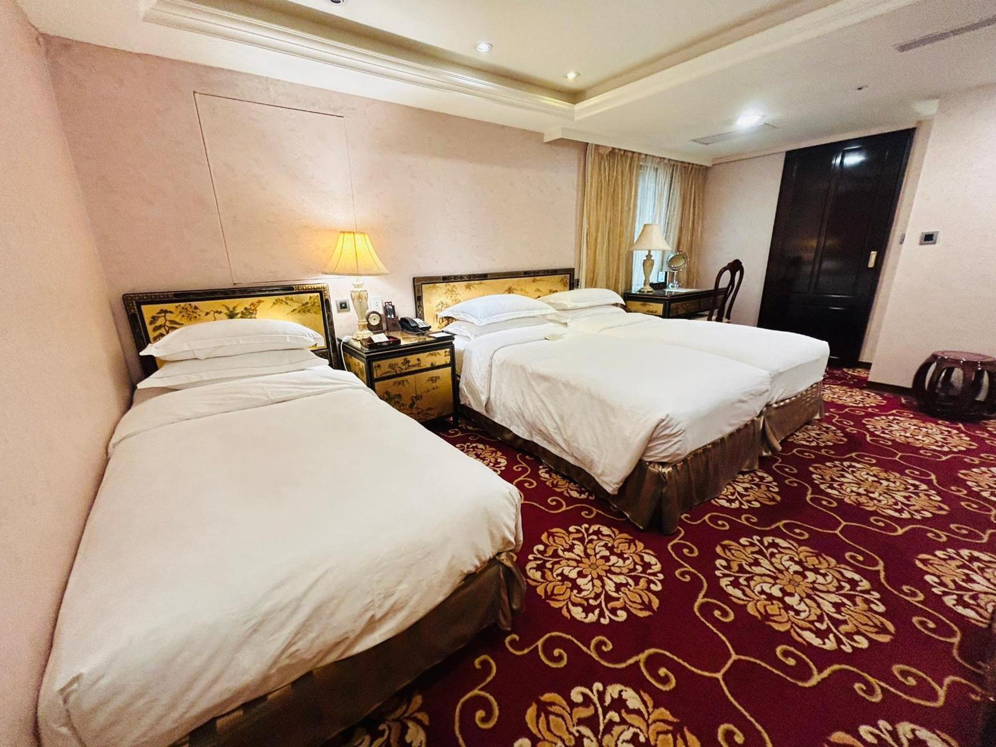 Royal Seasons Hotel Taipei ‧ Nanjing W. Экстерьер фото