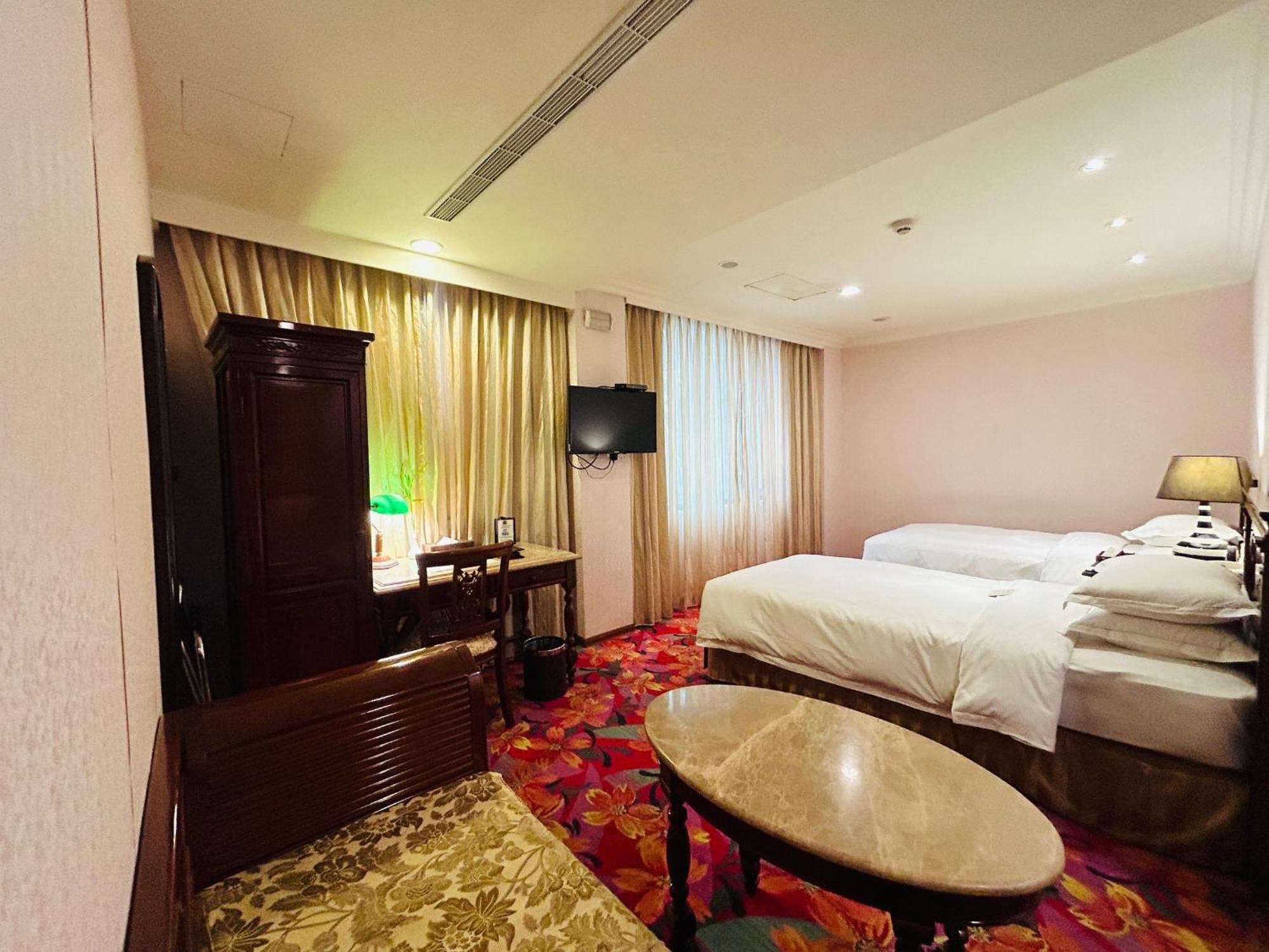 Royal Seasons Hotel Taipei ‧ Nanjing W. Экстерьер фото