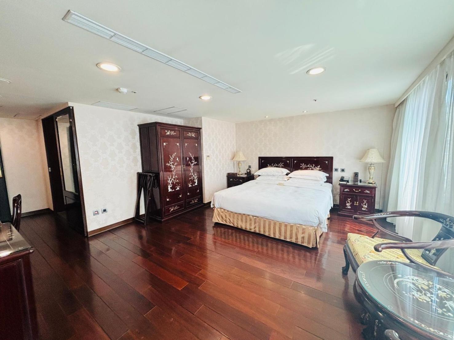 Royal Seasons Hotel Taipei ‧ Nanjing W. Экстерьер фото