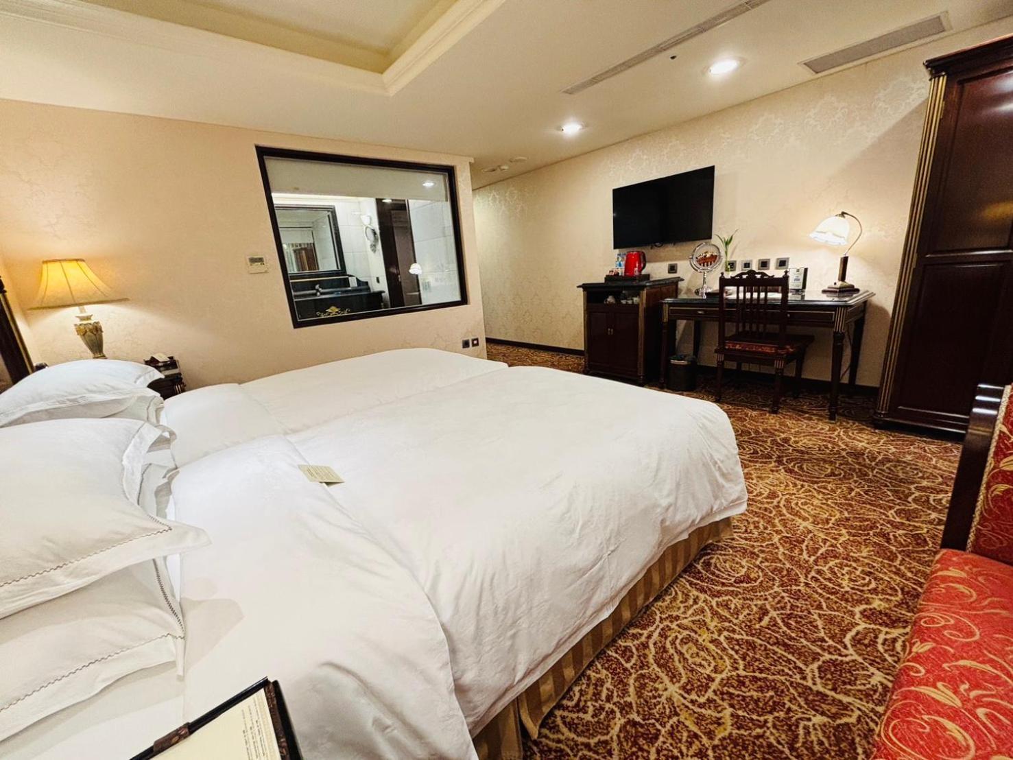 Royal Seasons Hotel Taipei ‧ Nanjing W. Экстерьер фото