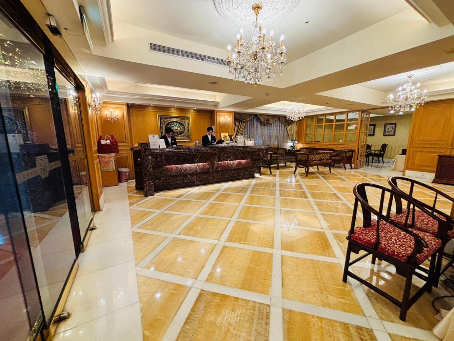 Royal Seasons Hotel Taipei ‧ Nanjing W. Экстерьер фото